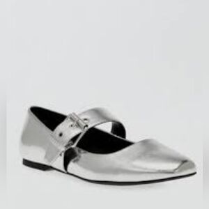 DV by Dolce Vita Mellie Mary Jean Flat. Size 7